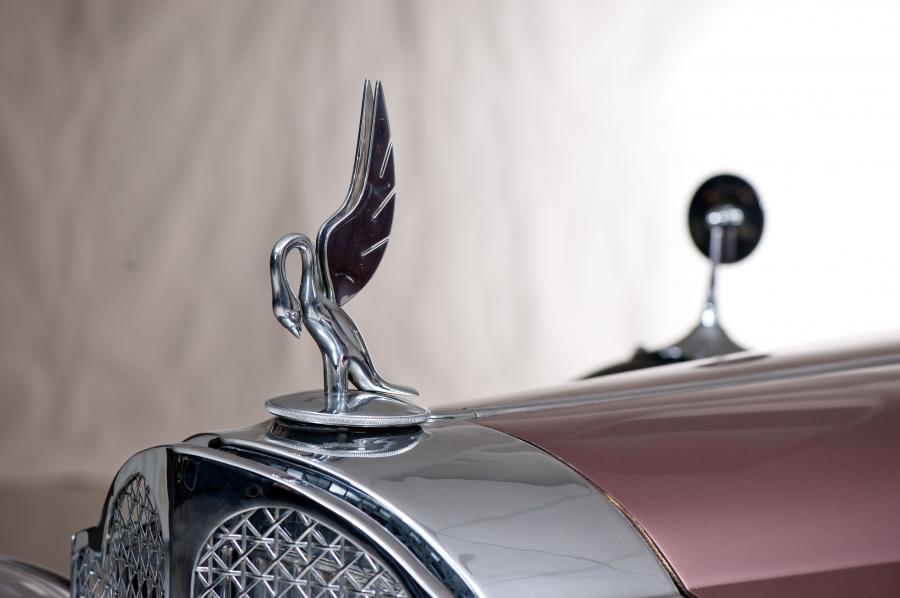  Packard Twelve Convertible Sedan 1933 года  (фото 23 из 29)